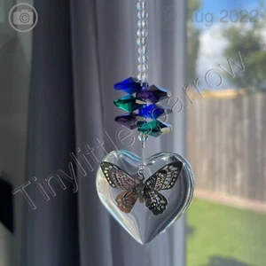 Móvil colgante Sun Catcher ~ mariposa ~ corazón de vidrio ~ púrpura, azul y verde - Imagen 1 de 16