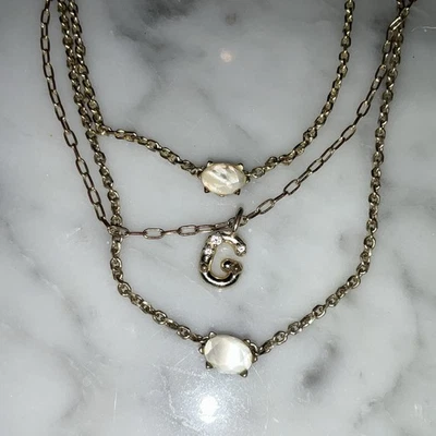 Collar colgante Kendra Scott para mujer con letra G de cristal SV3 chapado en rodio 16" L Foto 1 de 4