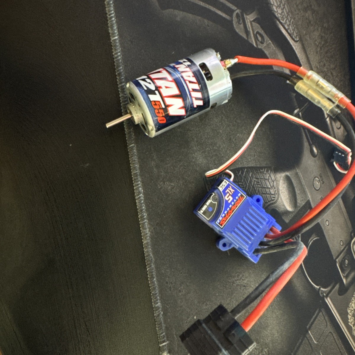 トラクサス　ESC XL5 12T モーター2個　セット　1個新品 トラクサス ESC XL5 12T モーター2個 セット 1個新品