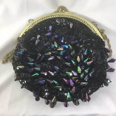 Cartera de cambio de lentejuelas con cuentas negras cóctel vintage cadena larga detalles dorados Foto 1 de 4