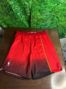 1997-1998 Atlanta Hawks Basketball Issued Game Shorts Champion Size 42+2+3 - Picture 1 of 5