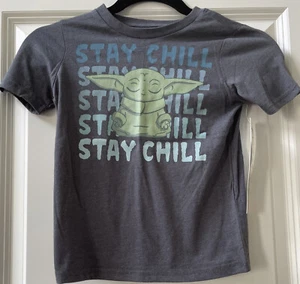 *NWT* Boys STAR WARS Yoda STAY CHILL T-Shirt Size XS 4/5 - Picture 1 of 1
