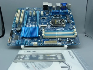 Gigabyte GA-Z77-D3H Rev. Placa base 1.0 LGA 1155 + Escudo de E/S - Imagen 1 de 3