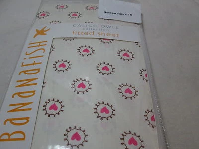 Nueva Sábana Ajustable para Cuna Colección Bananafish CALICO OWLS ~ Corazones Rosados Nueva en Paquete Foto 1 de 4