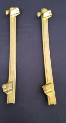 Nissan 300ZX Z31 1984-89 pasajero derecho ventana guía de pista montaje guía de pista Foto 1 de 2