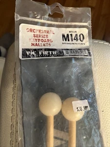 NUEVO Vic Firth Orchestral Series M140 Teclado Mazos Mediano Nylon Campanas SELLADO - Imagen 1 de 7
