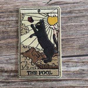 The Fool Tarot Card Cat Witchy New Age Gothic Embroidered Iron on Patch - Picture 1 of 2