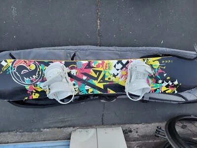 Snowboard modelo Saga Shaun Palmer Foto 1 de 4