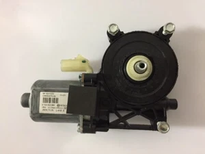 2015 -16 Front Power Window Regulator Passenger RH MOTOR ONLY - Picture 1 of 7