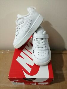 NIKE COURT BOROUGH LOW 2 SIZE UK 6.5 WHITE , VERY GOOD CONDITION IN BOX