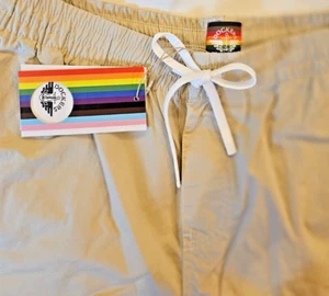 Brandneue Dockers Pride Shorts - Größe L - Bild 1 von 5
