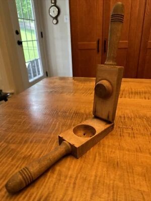 Primitive Antique Wooden Lemon Squeezer Citrus Press - Juicer Kitchen Tool - Image 1 of 4