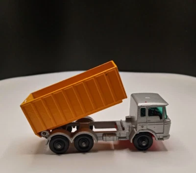 Lesney #47 самосвальный контейнер грузовик литая игрушка винтажный спичечный коробок желтый/серебристый - Изображение 1 из 4