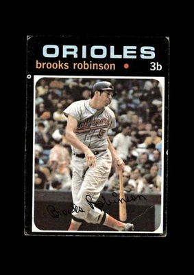 1971 Topps Set-Break #300 Brooks Robinson LOW GRADE (crease) *GMCARDS* - Image 1 of 2