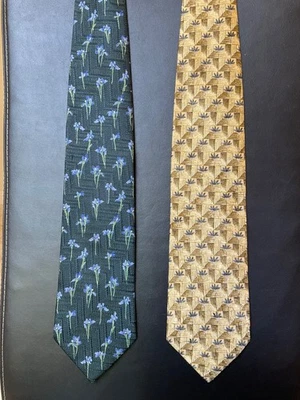 lot of 2 Men's Ermenegildo Zegna Neckties, 100% Silk, 1 Gold & 1 Green - Image 1 of 4