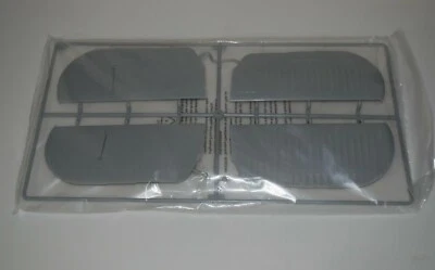 TRUMPETER SWORDFISH Mk I  03207 ⭐PARTS⭐ SPRUE F-UPPER WING ASSEMBLY 1/32 - Image 1 of 3