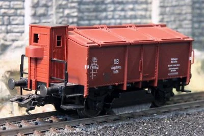 Trix Märklin 24050 Track Cleaning Car HO DB ERA III w Brakeman's cab, extra pads - Image 1 of 4