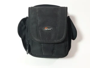 Lowepro Edit 100 Small Camera Case with Strap - Picture 1 of 3
