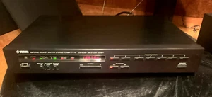 Sintonizador de radio AM/FM estéreo sonido natural Yamaha T-70 - Imagen 1 de 7