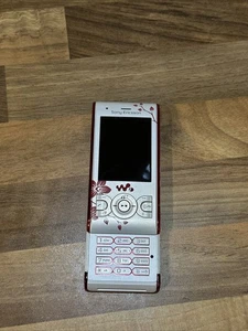 Sony Ericsson W595 Slide | White | 2GB Memory Card - Picture 1 of 9
