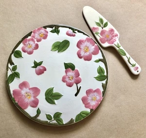 "Plato para servir pastel de rosas del desierto franciscano madera de cuña 12"" y utensilio para servir" - Imagen 1 de 7