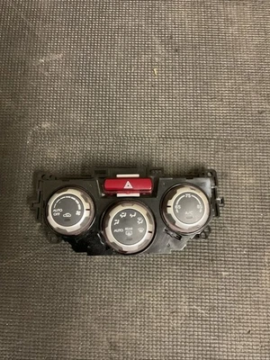 2009 Subaru Forester Climate Control - Image 1 of 4