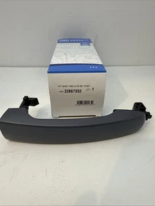 GM OEM-Outside Exterior Door Handle 22867552 - Picture 1 of 3