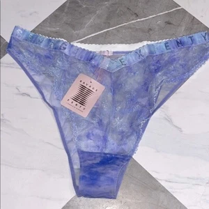 NUEVO Savage X Fenty Braguita Brasileña Estampado Curvilíneo Encaje Púrpura Lluvia Tie Dye Talla 2X - Imagen 1 de 3