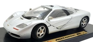 Maisto 1/18 Scale Model Car 31810 - 1993 McLaren F1 - Silver - Picture 1 of 5