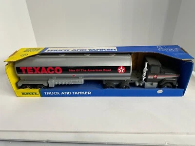 ERTL TEXACO INTERNATIONAL TRUCK AND TANKER RUGGED STEEL VINTAGE 20'' NIB - Image 1 of 2