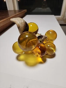 Vintage 60s Mid Century Modern Honey Tone Lucite Grapes with Driftwood Stem - Picture 1 of 14