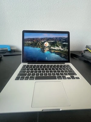 Apple MacBook Pro 13 Early 2015 Intel Core I5-5257U, 8GB RAM, 250GB SSD - Image 1 of 3