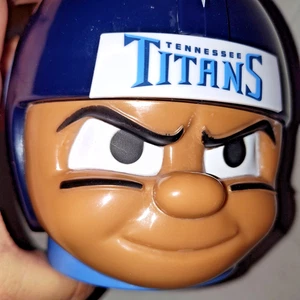Taza Casco Tennessee Titans Big Sip NFL 16oz - Taza Coleccionable Cara de Jugador Azul - Imagen 1 de 6