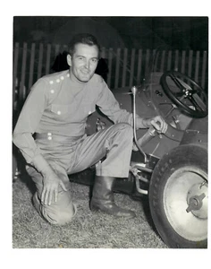 1949 Foto de prensa enano coche campeón de carreras Johnny Parsons Firestone Soldier Field - Imagen 1 de 2