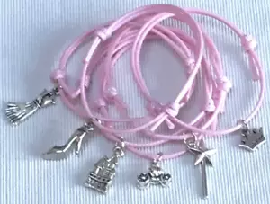 6 CINDERELLA DISNEY THEME FRIENDSHIP BRACELETS PARTY BAG FILLER FAVOUR, PRIZES - Picture 1 of 4