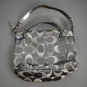 COACH SIGNATURE SHOULDER BAG Silver And Gray G1159-F17673 - Picture 1 of 16