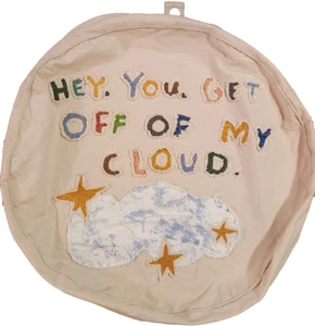 Puf de piso Sugarboo Co GET OFF MY CLOUD adolescentes niños perros 33" TV funda de almohada solamente - Imagen 1 de 11