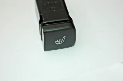 1998 Saab 900 interruptor aquecedor assento dianteiro destro fabricante de equipamento original 4409256 - Imagem 1 de 3