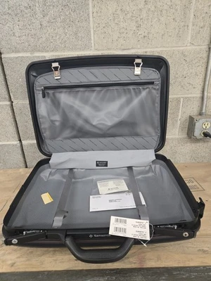 Nuevo estuche suite Samsonite 24" Silhouette 5 azul marino vintage 1993 con ruedas nuevo con etiquetas Foto 1 de 4