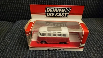 Autobús Volkswagen Denver fundido a presión rojo/blanco metal fundido a presión nuevo en paquete raro 2015 Foto 1 de 4