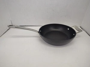 All-Clad Skillet Saute Pan 8,5 Zoll Doppelgriff Antihaft eloxiertes Aluminium - Bild 1 von 7
