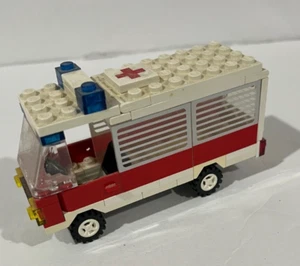 Lego Vintage 6380 Emergency Incomplete Vehicle Only - Picture 1 of 4