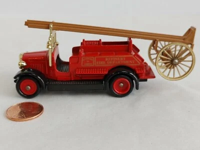 Lledo Chevron 1934 Dennis Refinery Fire Truck Standard Oil England #13559 - Image 1 of 4