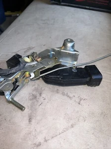 NOS Suzuki Grand Vitara XL-7 Back Door Latch No 82510-65D10 1998 2005 - Picture 1 of 14