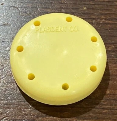 Estación de soporte magnético redondo para bloque de fresas de laboratorio dental con capacidad para 7 fresas amarillas Foto 1 de 4