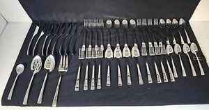 Zwilling JA Henckels Bellasara Flatware for 8 + 4 serv pcs 18/10 Stainless Steel - Picture 1 of 5
