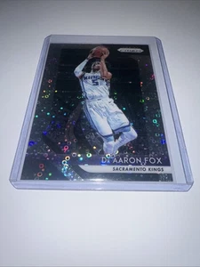 2018 Prizm De’Aaron Fox White Sparkle - Picture 1 of 2