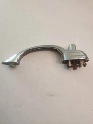 1951-1954 HUDSON CHROME EXTERIOR FRONT RH DOOR HANDLE - Image 1 of 4