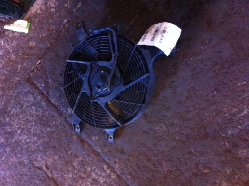 Nissan Frontier 2001 ventilador radiador motor ventilador conjunto condensador 6 cilindros Foto 1 de 4