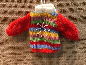 SUÉTER DE PUNTO ARCO IRIS COLORIDO MINIATURA con ADORNO COPO DE NIEVE - Imagen 1 de 4